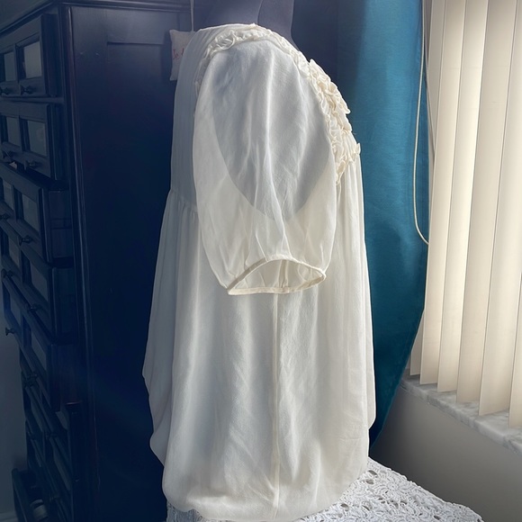 Chiana Silk chiffon Ivory Baby Doll bubble hem Blouse Size M - Picture 3 of 8